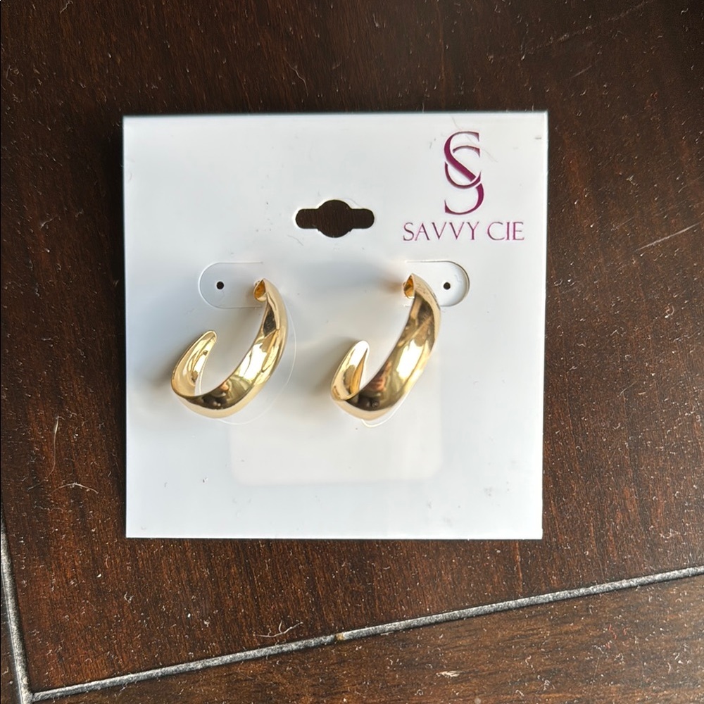 Savvy Cie Gold Hoop Earrings